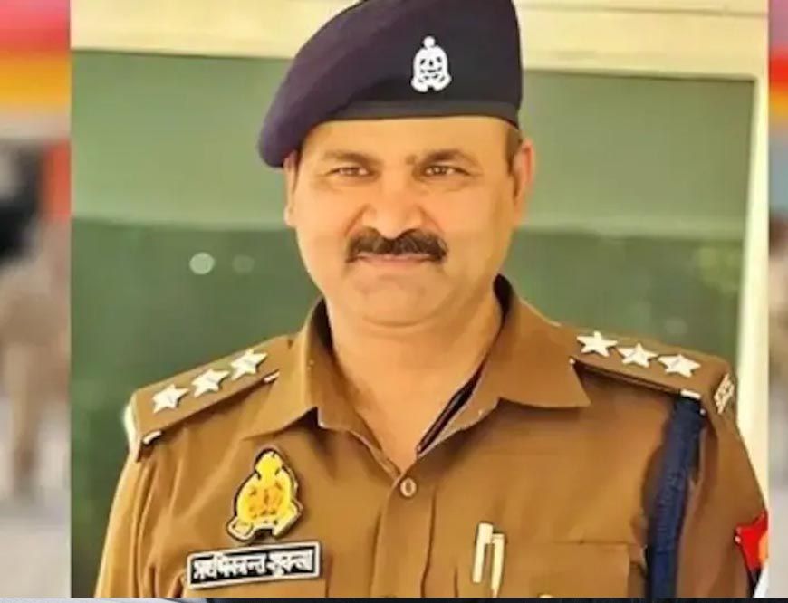 कानपुर में DSP ऋषिकांत शुक्ला पर विजिलेंस जांच, करोड़ों की अवैध संपत्ति के आरोप में बर्खास्त करने की मांग