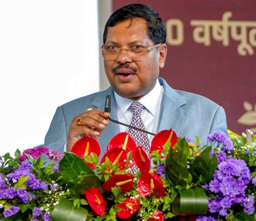रिटायरमेंट से पहले बढ़ा टकराव: CJI बी.आर. गवई की नाराज़गी से सरकार में हलचल