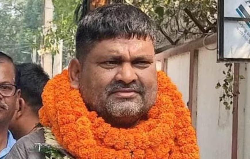 मुंगेर में राजनीतिक उलटफेर: जन सुराज के संजय सिंह ने थामा BJP का हाथ