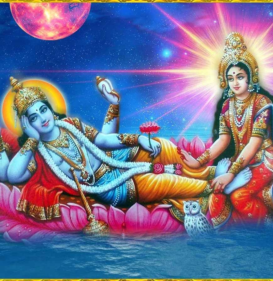 देव दीपावली पर भगवान विष्णु-लक्ष्मी की आरती से पाएं पूर्ण आशीर्वाद और मनोवांछित फल!