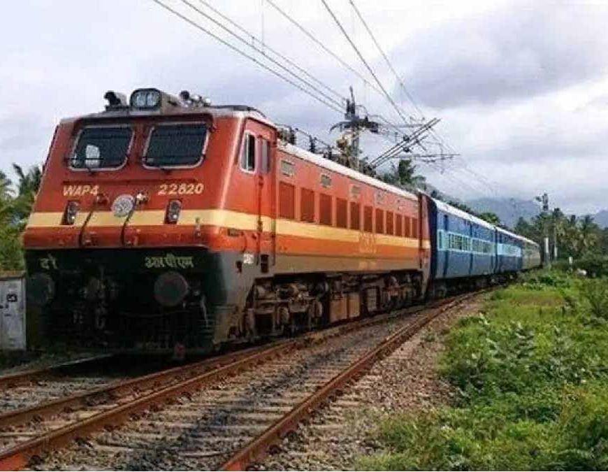 त्योहारी सीजन में रेलवे का बड़ा तोहफ़ा: बिहार से दिल्ली-मुंबई के लिए 500 से ज़्यादा स्पेशल ट्रेनें