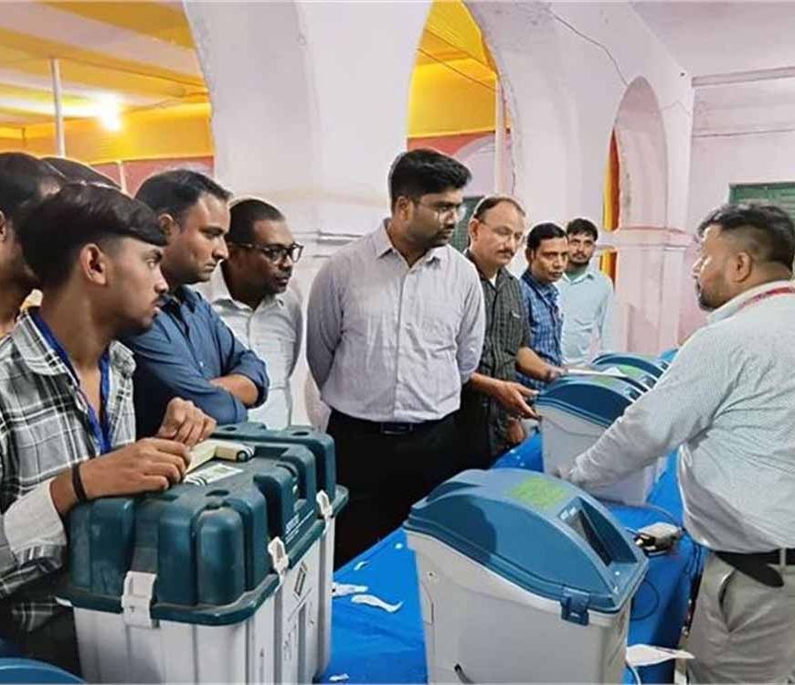 अब रात में बूथ पर नहीं रुकेगी पोलिंग पार्टियां, प्रशासन ने बताई बड़ी वजह