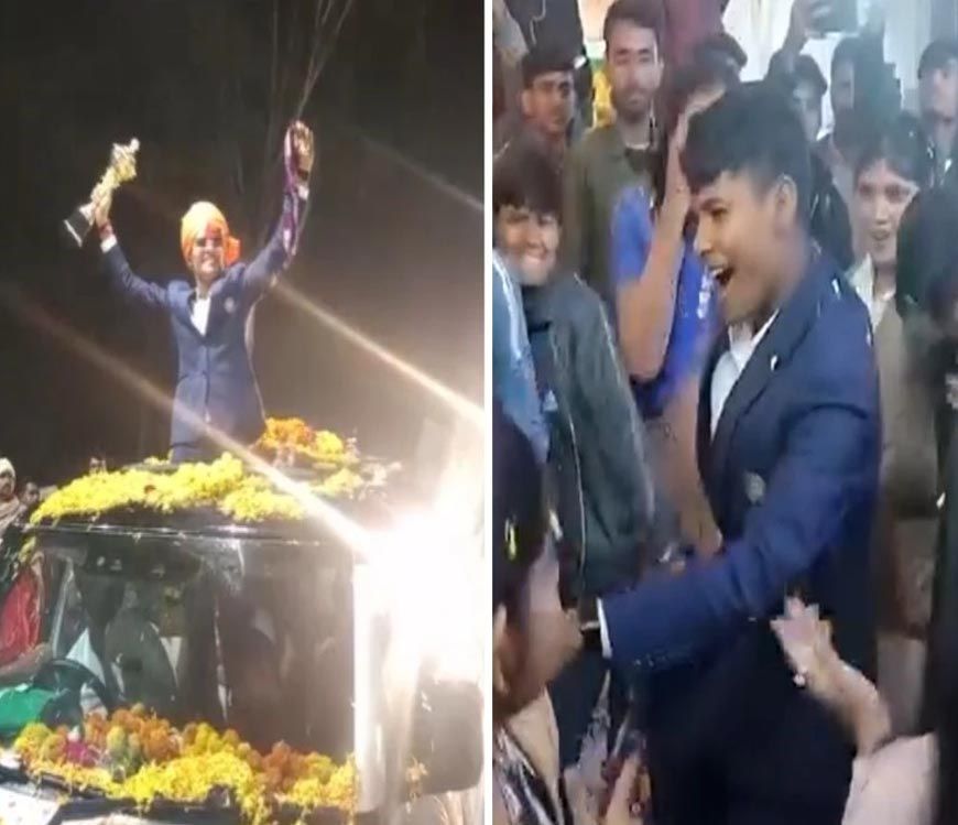World Champion क्रांति का भव्य स्वागत! क्रिकेट के शुरुआती मैदान पर माथा टेका और माटी चूमा