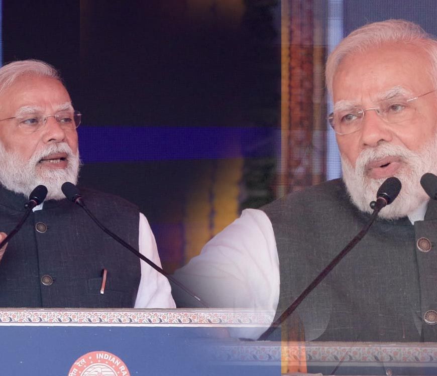 प्रधानमंत्री मोदी ने काशी से चार नई वंदे भारत ट्रेनों को दिखाई हरी झंडी