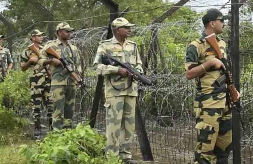 सीमा पर हिंसा: पशु तस्करों का बीएसएफ जवानों पर हमला, 5 घायल