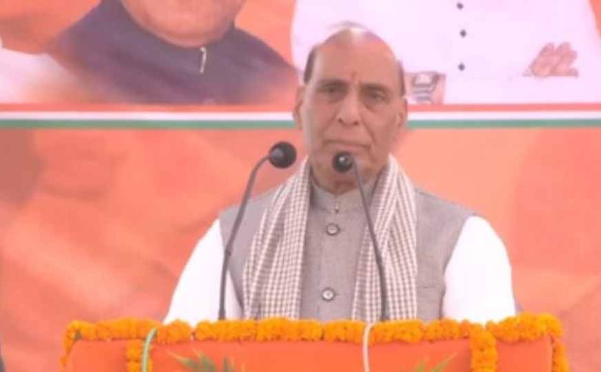 औरंगाबाद में राजनाथ का तंज: तेजस्वी कर सकते हैं ये काम, हम नहीं!