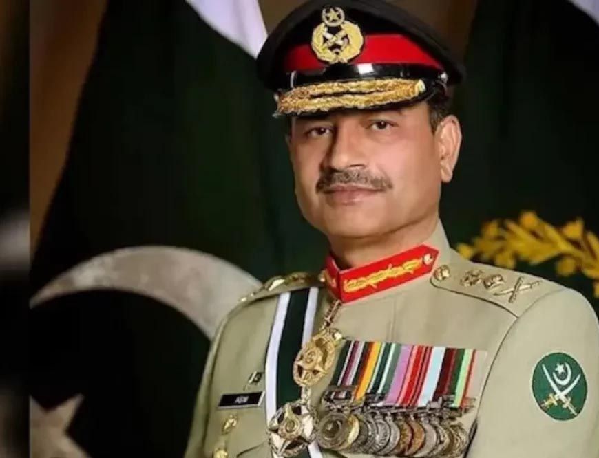 पाकिस्तान का विवादित संशोधन: आसिम मुनीर को मिलेगा ‘बादशाह’ का दर्जा, शहबाज और जरदारी की कोई चुनौती नहीं