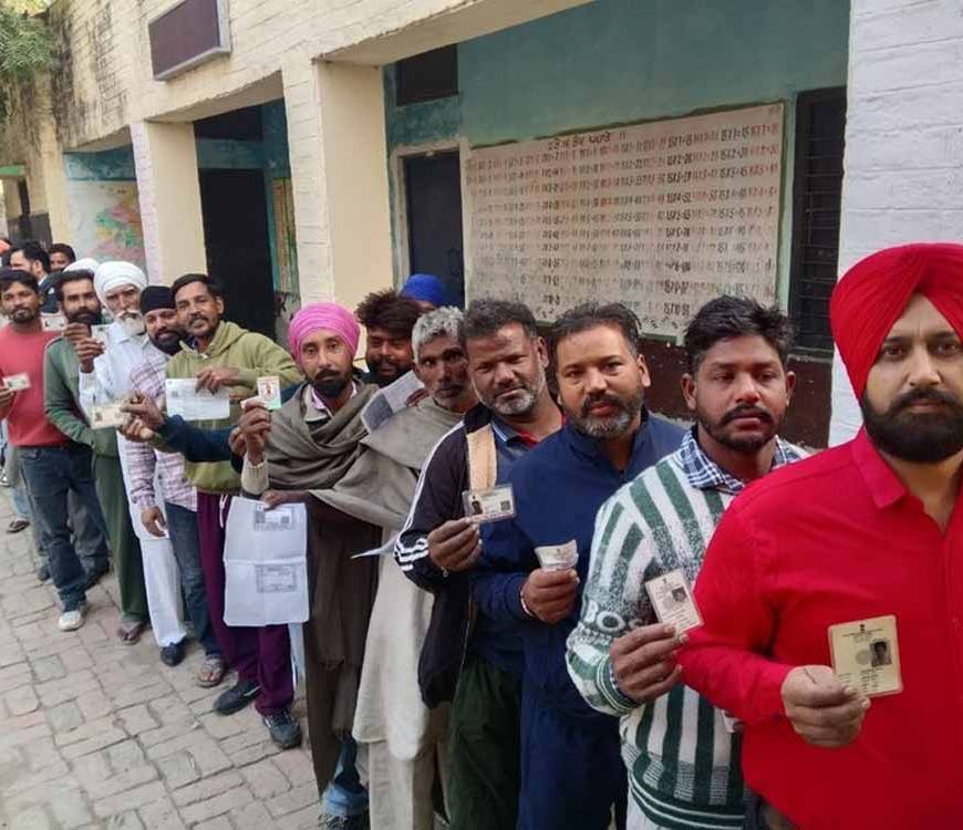 तरनतारन में धीमी वोटिंग: AAP के लिए सीट बचाने की कड़ी परीक्षा