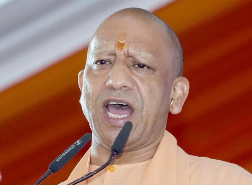 बाराबंकी में CM योगी का बयान: 'रहेंगे-खाएंगे हिंदुस्तान में, वंदे मातरम बोलने में...'