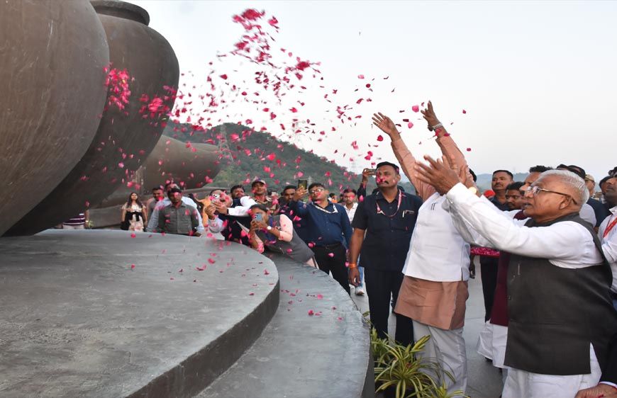 स्टेच्यू ऑफ युनिटी भारत की एकता का तीर्थ : राज्यपाल  पटेल