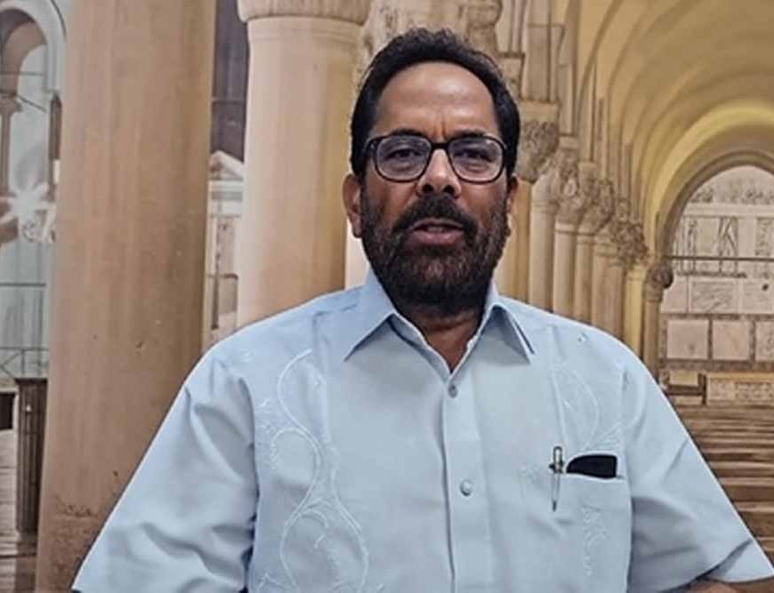 राहुल गांधी पर नकवी का निशाना: बोले– महागठबंधन के साथी खुद को ठगा हुआ महसूस कर रहे