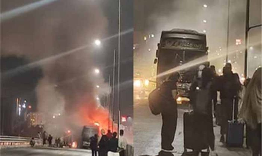 फ्लाईओवर पर चलती टूरिस्ट बस में भीषण आग, यात्रियों में अफरा-तफरी!