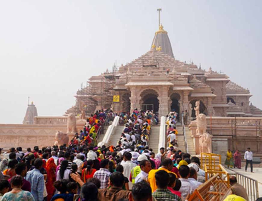 राम मंदिर ध्वजारोहण: वनवासी संतों को विशेष आमंत्रण, अयोध्या से आएंगे 3,000 साधु-संत