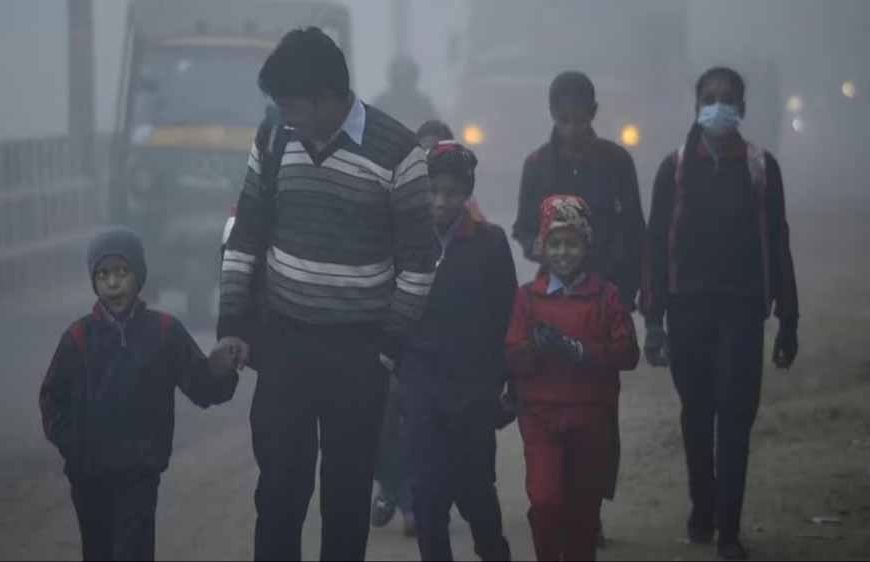 कड़ाके की ठंड का असर: दो जिलों में बदल गया स्कूल टाइम, प्रशासन ने जारी किए नए आदेश