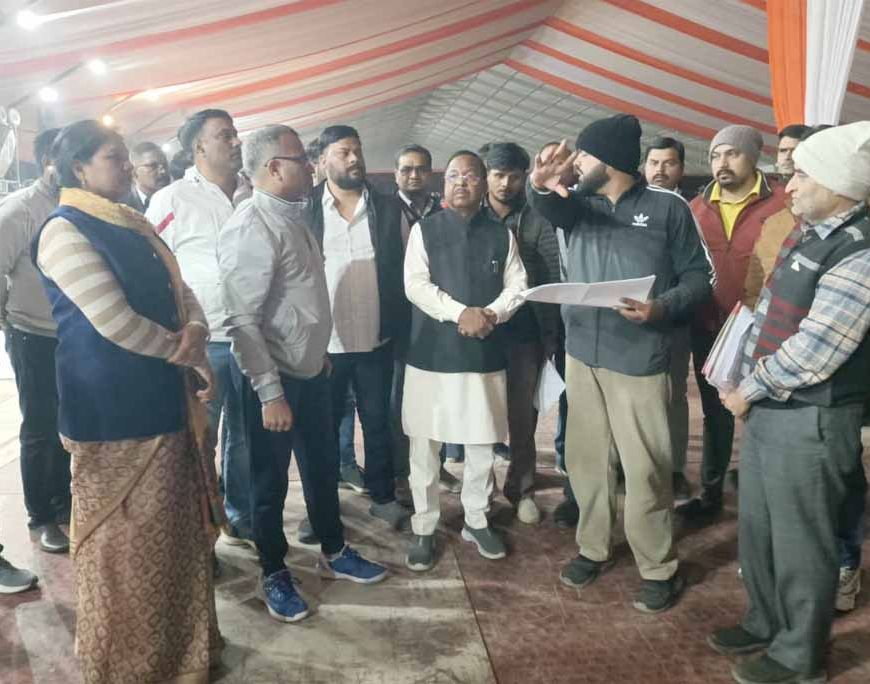 राष्ट्रपति द्रौपदी मुर्मु का प्रस्तावित अम्बिकापुर दौरा की तैयारियों का आदिम जाति विकास मंत्री रामविचार नेताम ने कार्यक्रम स्थल का किया निरीक्षण