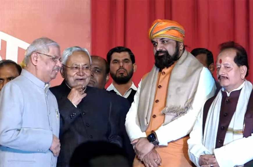 नीतीश कुमार 10वीं बार शपथ के लिए तैयार, पुराने फॉर्मूले पर होगा मंत्रालयों का बंटवारा