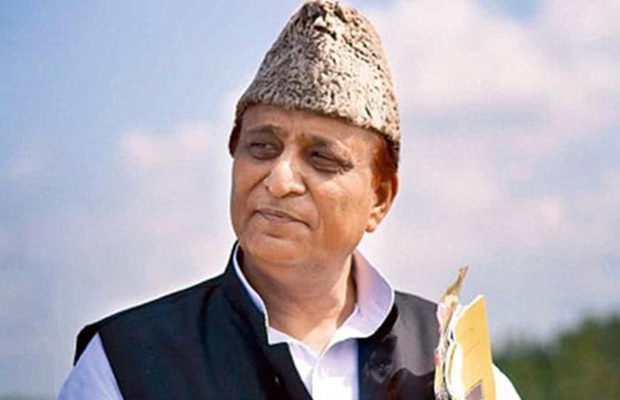 फिर मुश्किल में आजम खान, पैन कार्ड मामले में कोर्ट ने बेटे के साथ ठहराया दोषी
