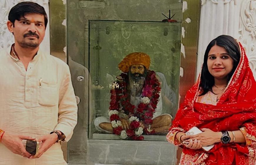 भूपेंद्र हुड्डा के खिलाफ चुनाव लड़ीं मां बनीं जिप चेयरपर्सन, सोशल मीडिया पर शेयर की बेबी बंप फोटो