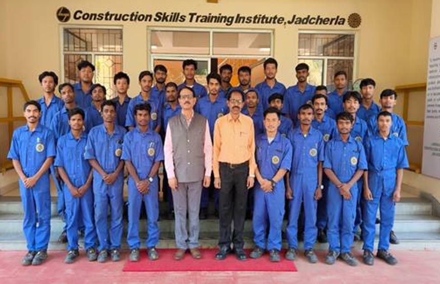 बालाघाट पुलिस द्वारा नक्सल प्रभावित क्षेत्रों में संचालित एकल सुविधा केन्द्र की उल्लेखनीय सफलता