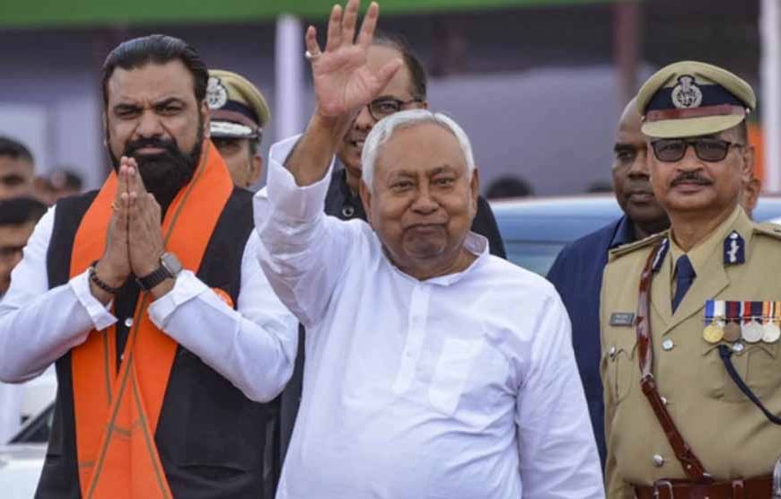 जदयू में नीतीश कुमार और भाजपा में सम्राट चौधरी बने विधायक दल के नेता, विजय सिन्हा उपनेता