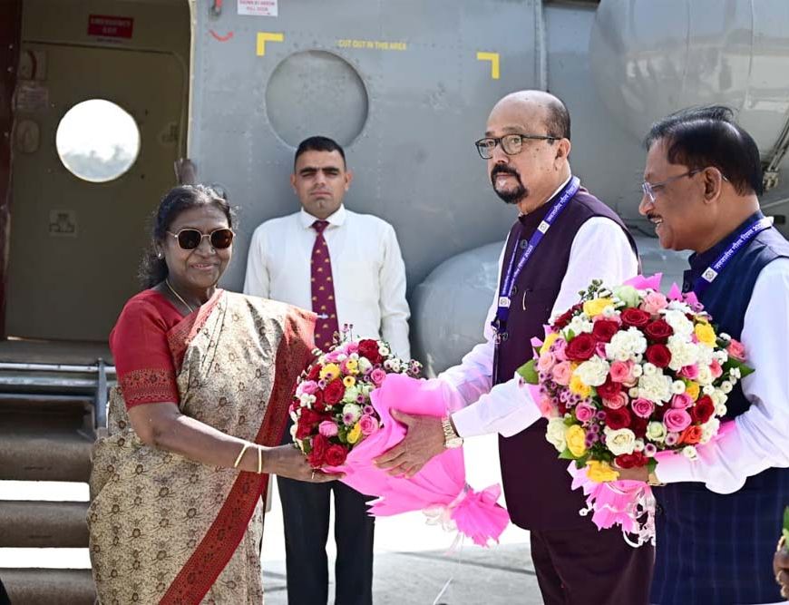 राष्ट्रपति मुर्मु का अंबिकापुर में आत्मीय स्वागत