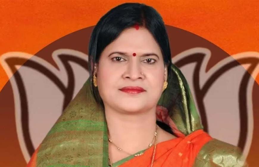 औराई की पहली बार की विधायक रमा निषाद ने ली शपथ, भोगेन्द्र सहनी पर दर्ज की ऐतिहासिक जीत