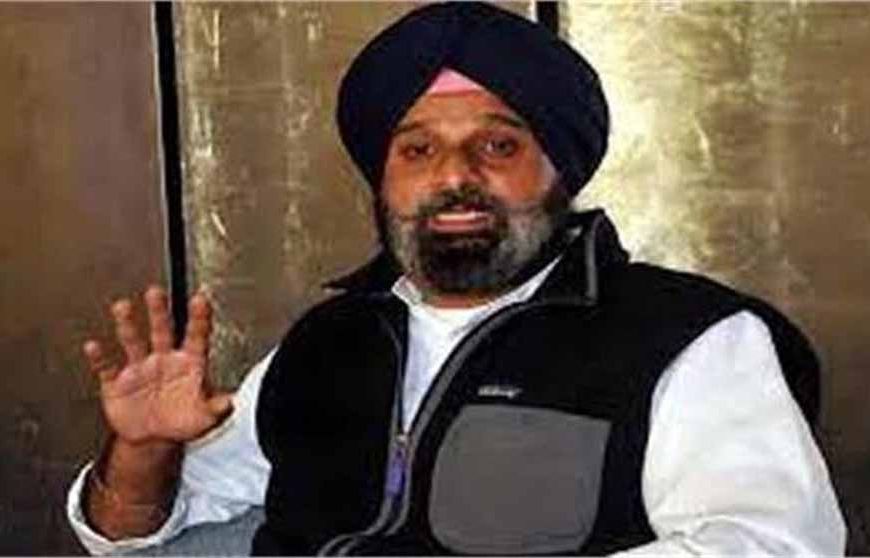 बिक्रम मजीठिया के करीबी पर गिरफ्तारी की तलवार, कोर्ट ने जारी किया वारंट