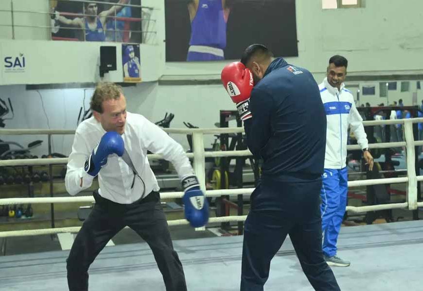 विश्व मुक्केबाजी के अध्यक्ष ने रोहतक में साइ के उत्कृष्टता केंद्र की सराहना की