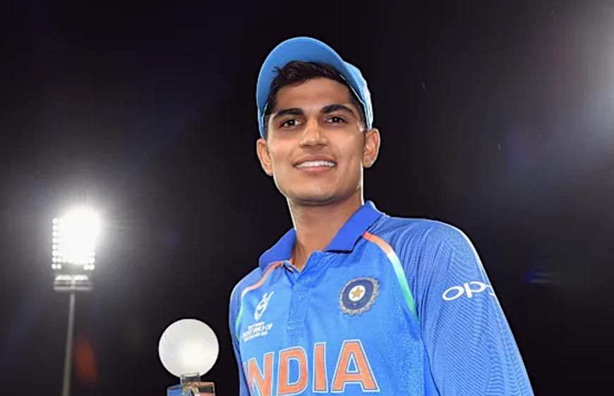 शुभमन गिल ने टीम इंडिया से किया अलगाव, गुवाहाटी से अचानक मुंबई पहुंचे—कारण सामने आया