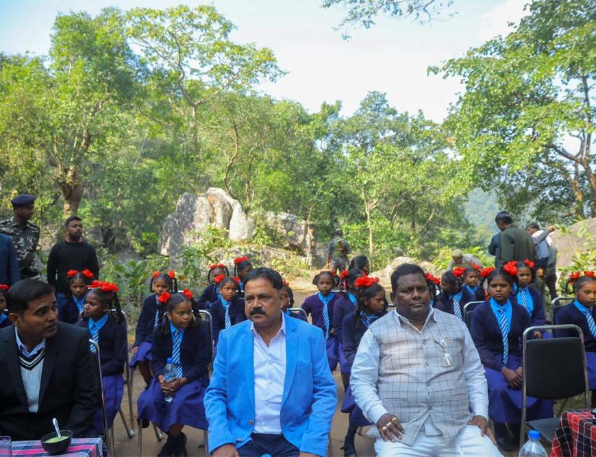 नेतरहाट में शुरू हुई जंगल सफारी: जानें टिकट शुल्क और खुलने का समय