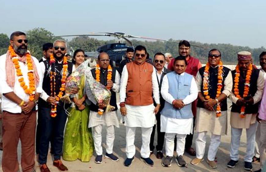 ओंकारेश्वर में पीएम हेली पर्यटन सेवा का हुआ शुभारंभ