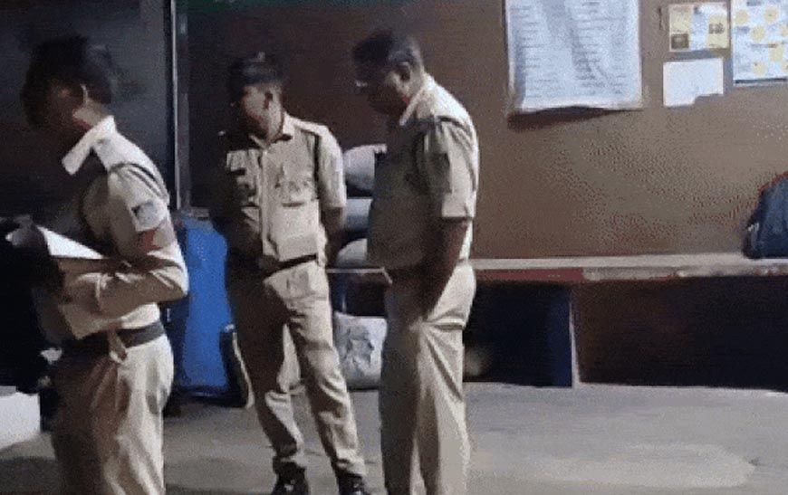 हिंदू युवक का धर्म बदलवाने पर 3 लोग FIR के तहत गिरफ्तार, पीड़ित ने कहा—मुस्लिम लड़की से शादी के लिए मजबूर किया गया