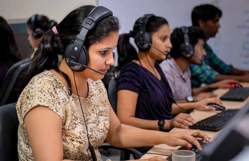नए श्रमिक कानून से उत्तर प्रदेश के श्रमिकों को सामाजिक सुरक्षा का कवच, महिलाओं को भी नाइट शिफ्ट का अधिकार