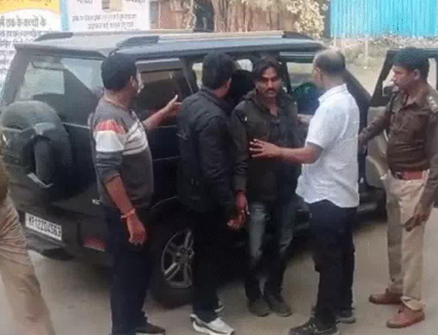 भोपाल में ट्रैवल एजेंसी की आड़ में 20 लाख के नकली नोट छापने वाला डॉक्टर गिरफ्तार, बुरहानपुर में RMO रह चुका