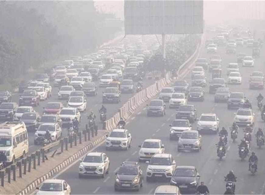 दिल्ली प्रदूषण पर PMO सख्त, EV को बढ़ावा देने के लिए दिए बड़े निर्देश