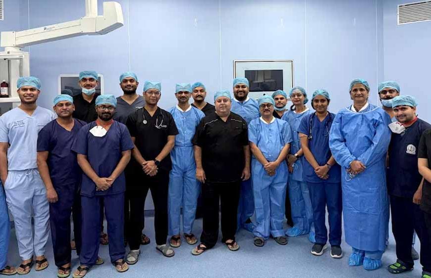 मां का ममता का चमत्कार: सफदरजंग अस्पताल में 11 साल के बच्चे का देश का पहला किडनी ट्रांसप्लांट सफल