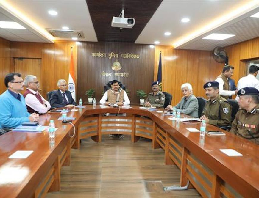 मुख्यमंत्री डॉ. यादव के निर्देश पर एसपी रायसेन को किया पुलिस मुख्यालय अटैच