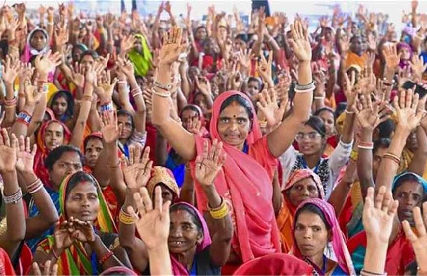 10 लाख जीविका दीदियों को मिलेगा बड़ा तोहफा! राज्य सरकार भेजेगी ₹10,000, जानें कब आएंगे पैसे