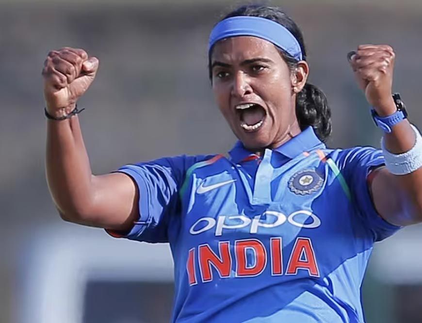 WPL ऑक्शन 2025: कौन सी टीम हुई सबसे मजबूत? दिल्ली से RCB तक फुल स्क्वॉड देखें—दीप्ति शर्मा सबसे महंगी