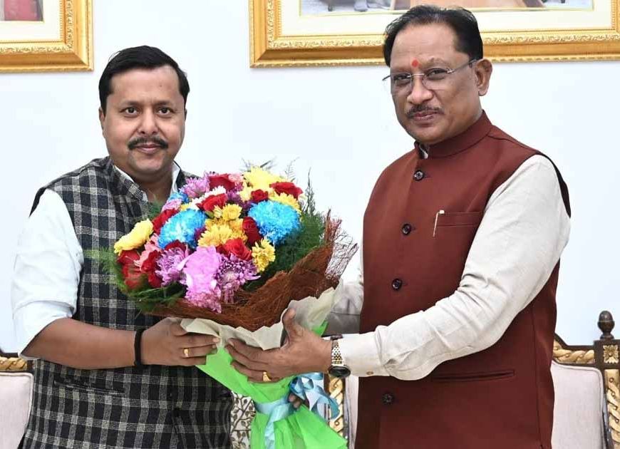 मुख्यमंत्री साय से बिहार के पथ निर्माण मंत्री नितिन नवीन ने की सौजन्य मुलाकात