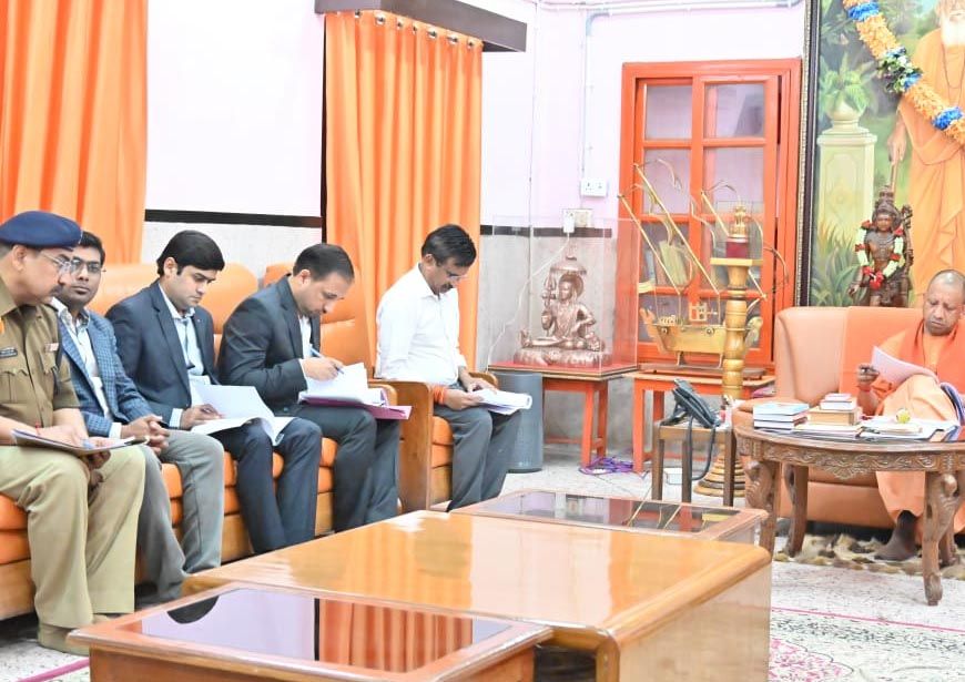 20 दिसंबर तक पूर्ण कर लें खिचड़ी मेले से जुड़े सभी कार्य : मुख्यमंत्री योगी आदित्यनाथ