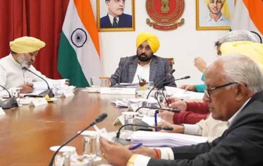 पंजाब कैबिनेट का बड़ा फैसला: 12 श्रेणियों में 300 स्पेशलिस्ट डॉक्टरों की नियुक्ति को हरी झंडी