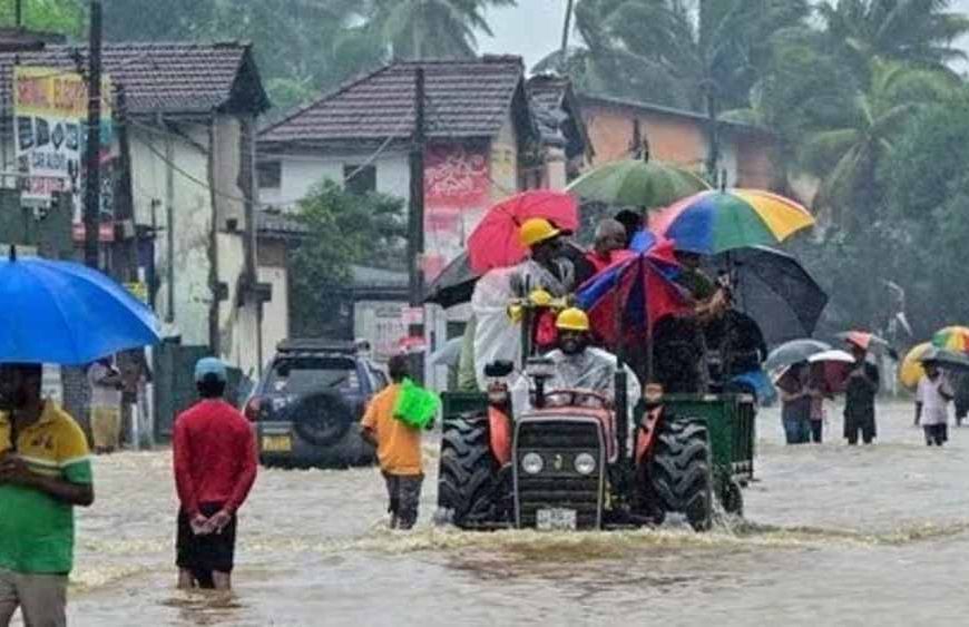 श्रीलंका में तूफान का तांडव: 3 दिन से एयरपोर्ट पर फंसे 300 भारतीय, भोजन-पानी की किल्लत