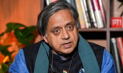 कांग्रेस में बढ़ी बेचैनी: शशि थरूर फिर अहम बैठक से नदारद, वजह पर उठे सवाल