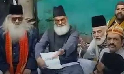 दरगाह में लाइसेंस नियम पर विवाद, सरवर चिश्ती ने कहा- ‘तुगलकी फरमान, नहीं मानेंगे’