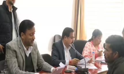 आशा प्रजापति ने धर्म परिवर्तन के लिए आवेदन दिया, 3 साल से पढ़ रही थीं कलमा और नमाज