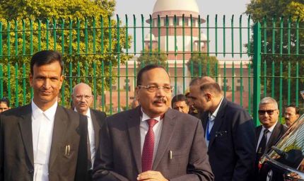 15 साल से लटका एसिड अटैक केस! CJI भड़के—कहा, न्याय में इतनी देरी क्यों?