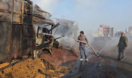 NH-152D पर खौफनाक हादसा: दो ट्राले भिड़े, टक्कर के बाद आग में चालक-परिचालक की मौत