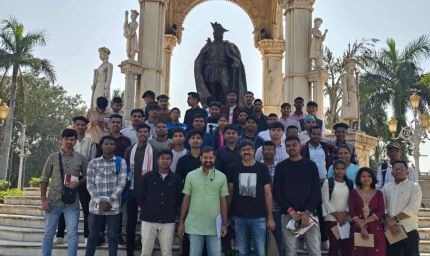 मुख्यमंत्री साय की पर्यटन को प्रमोट करने विशेष पहल, राज्य के 45 युवाओं को मिला पर्यटन प्रबंधन का विशेष प्रशिक्षण