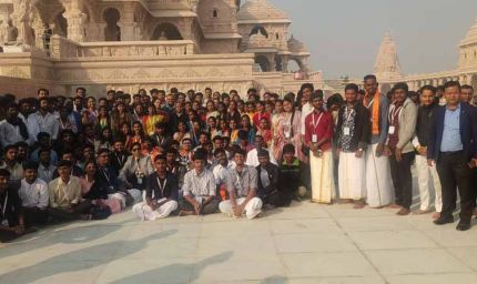 रामनगरी में काशी-तमिल संगमम के अतिथियों का परंपरागत और भव्य स्वागत